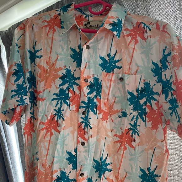 Hawaiian style Men’s Large - Short Sleeve Button Front Shirt by Olive & Burke - Picture 1 of 4